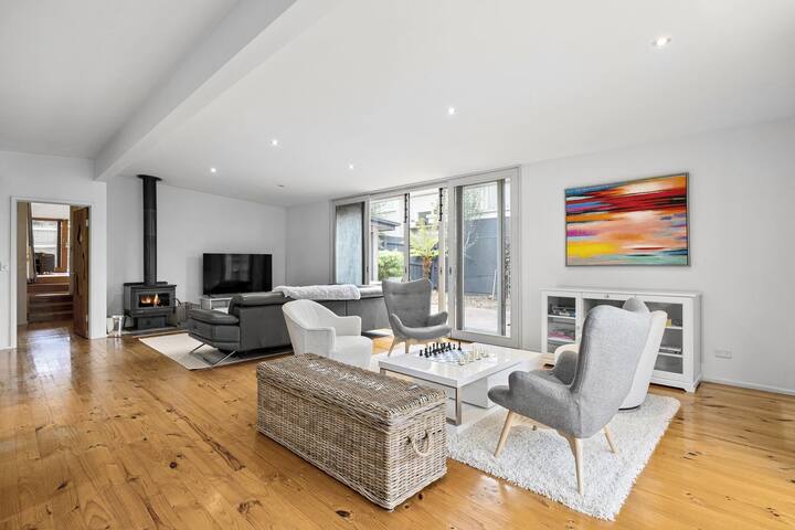 Rolig – Shoreham family escape with pool gallery image 2