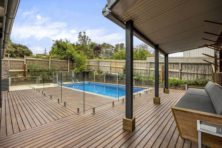 Rolig – Shoreham family escape with pool