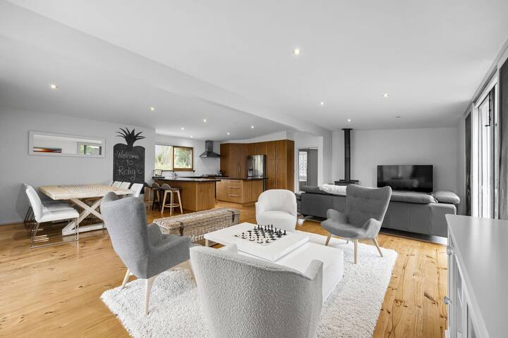 Rolig – Shoreham family escape with pool gallery image 3