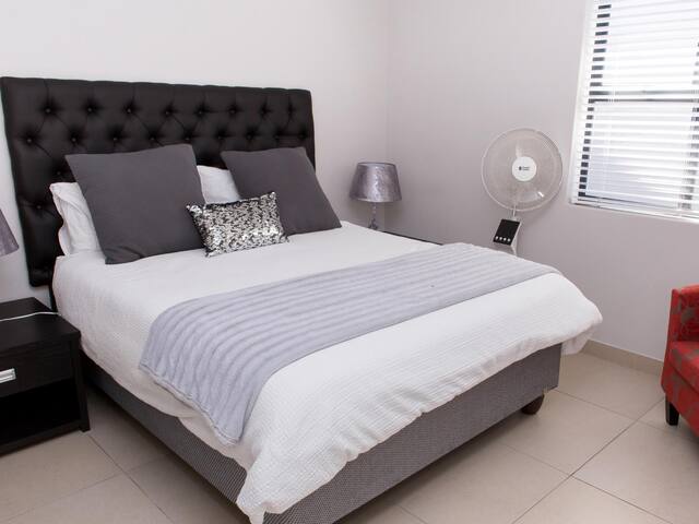 MLMK Property 30 gallery image 5