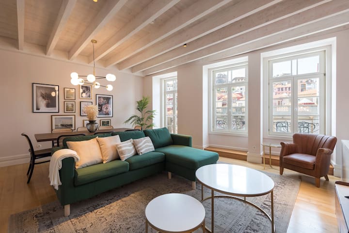 Mouzinho Luxury 3BR Flat l 5 min Walk to Ribeira