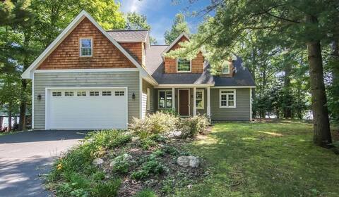 Stunning 4 Bedroom 3.5 bath home on Clam Lake at Torch Lake