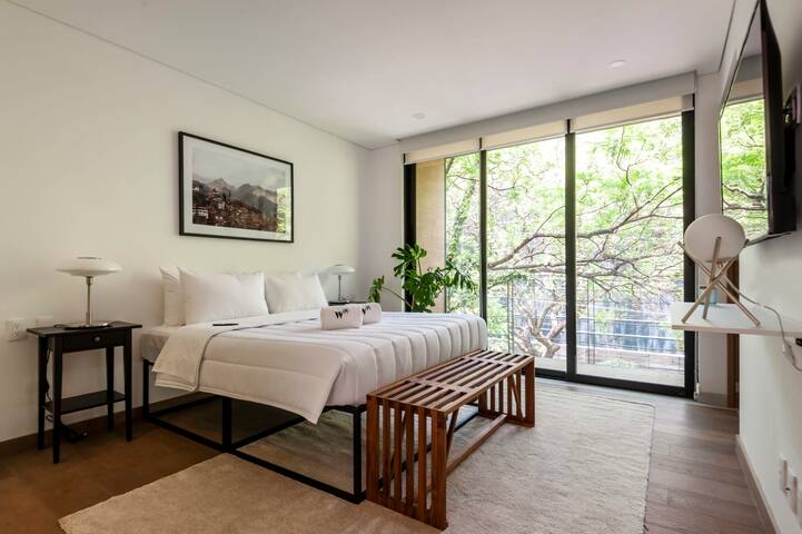 w* | Inspiring 3BR Duplex with Terrace in Polanco gallery image 3