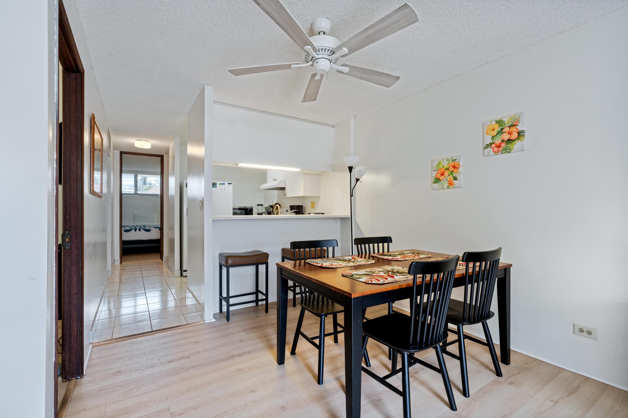 Condo in Kailua-Kona · ★4.38 · 2 bedrooms · 2 beds · 2 shared baths - Image 14