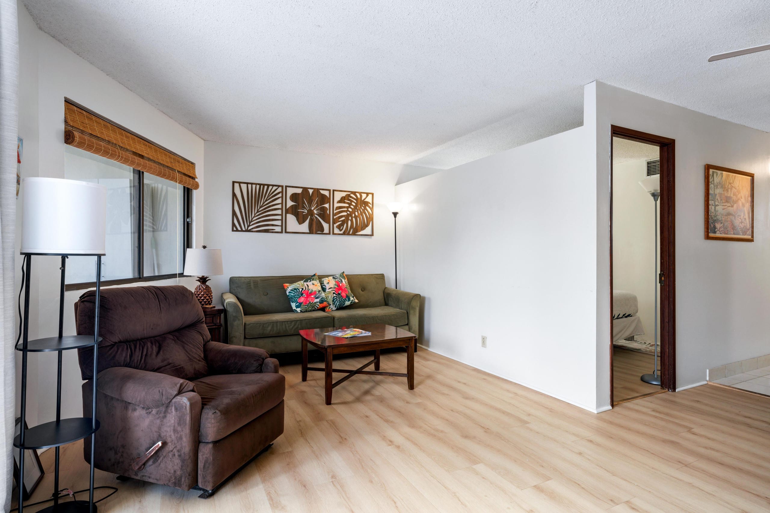 Condo in Kailua-Kona · ★4.38 · 2 bedrooms · 2 beds · 2 shared baths - Image 10
