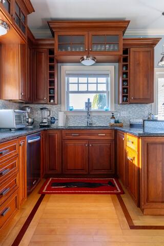 Spectacular View from Rooftop Deck | Sleeps 12 gallery image 3