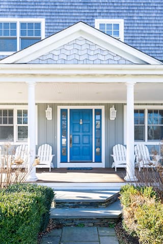 Spectacular View from Rooftop Deck | Sleeps 12