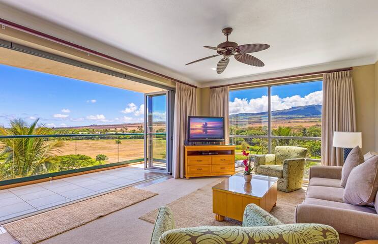 Maui Resort Rentals: Honua Kai 4BR XL Balcony gallery image 5