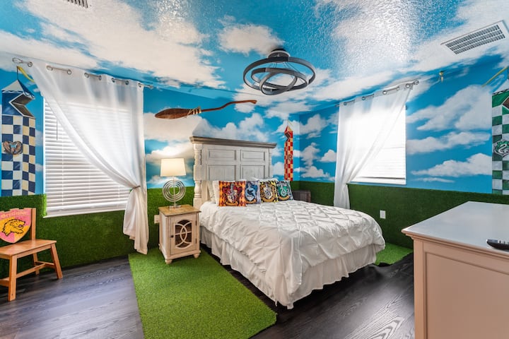 Dream of high-flying matches in the Quidditch Stadium bedroom.  #QuidditchDreams