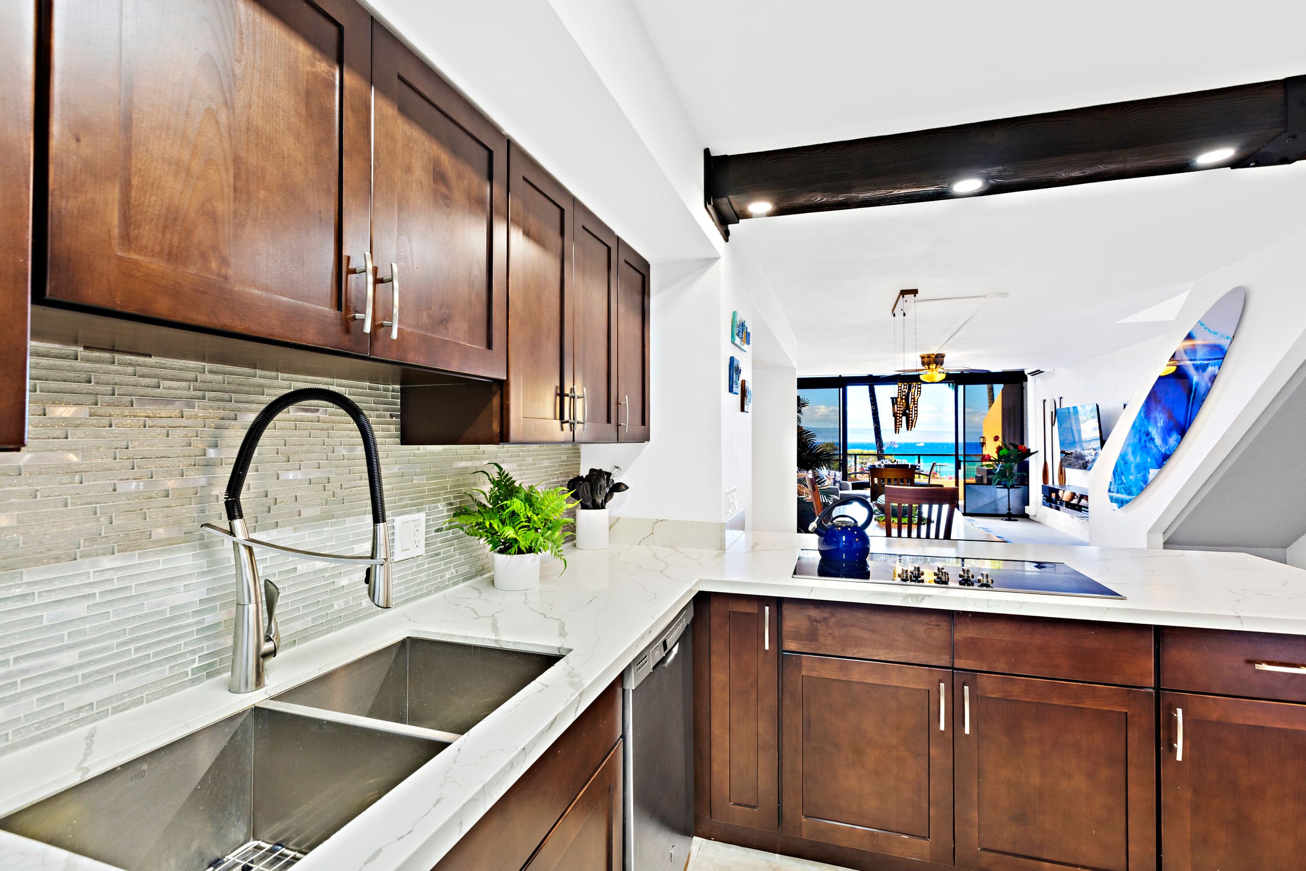 Home in Lahaina · ★4.74 · 2 bedrooms · 3 beds · 2 baths - Image 4