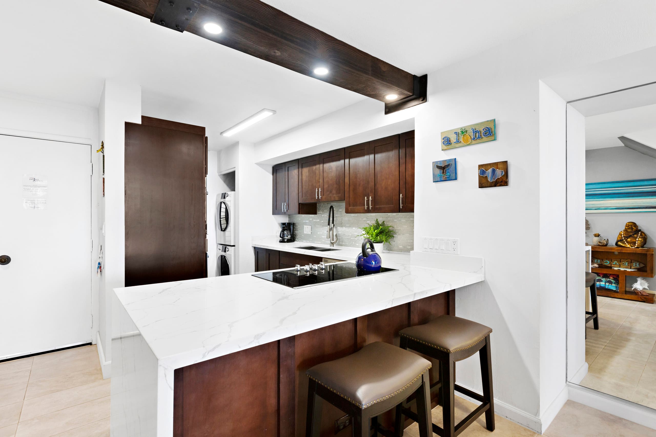 Home in Lahaina · ★4.74 · 2 bedrooms · 3 beds · 2 baths - Image 8