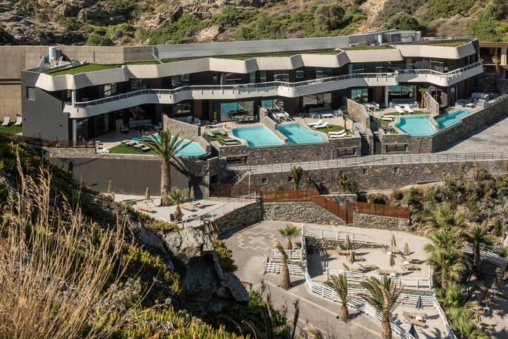 Made By The Sea Villa 5 gallery image 2