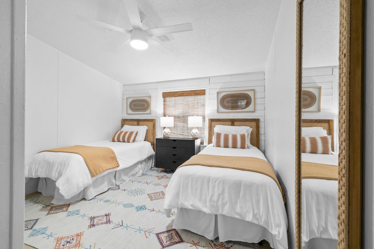 ذا أوكس - غرفة النوم 2 - سريران مفردان