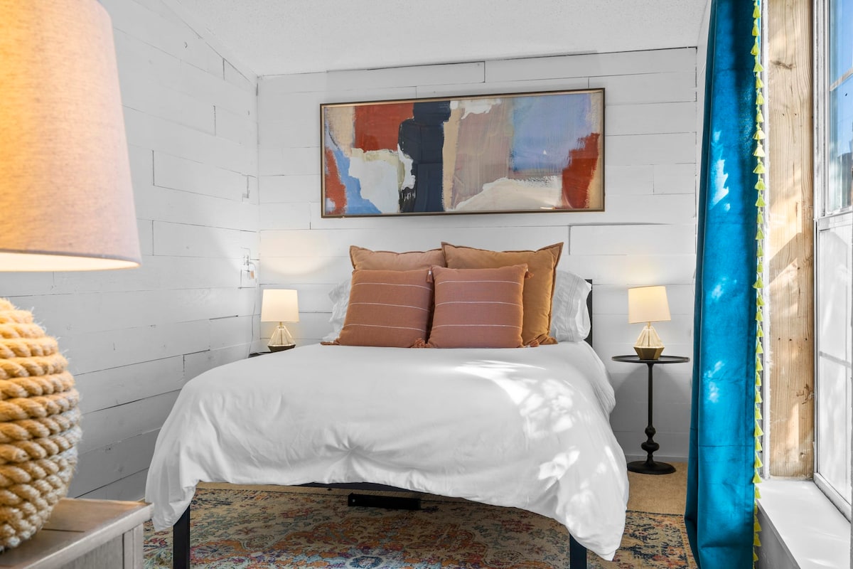 ذا أوكس - غرفة النوم الثالثة - سرير مزدوج