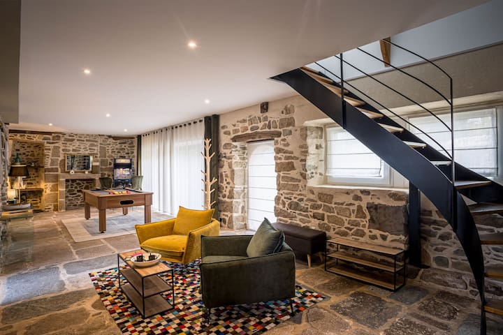 Les Maestros managed Airbnb listing 1