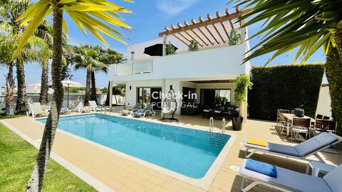 Praia by Check-in Portugal