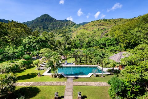 Breathtaking Pool Villa (3BR) with mountain view!