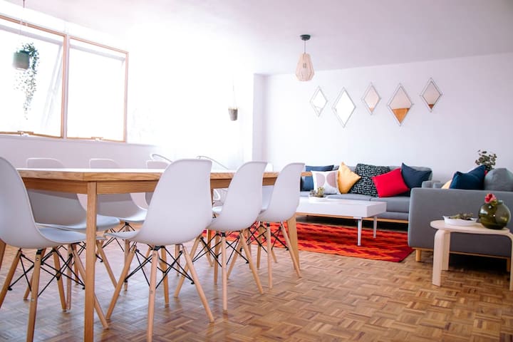 5-Star 4BR Condo Heart of Condesa