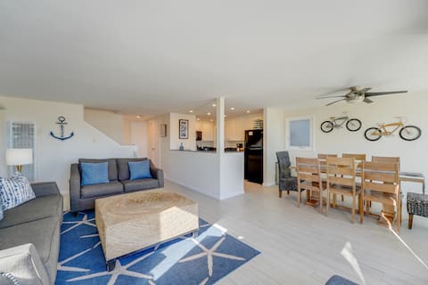 Successful Airbnb property: 3 Levels Of Bay Views! Steps to Sand! in Mission Bay Park