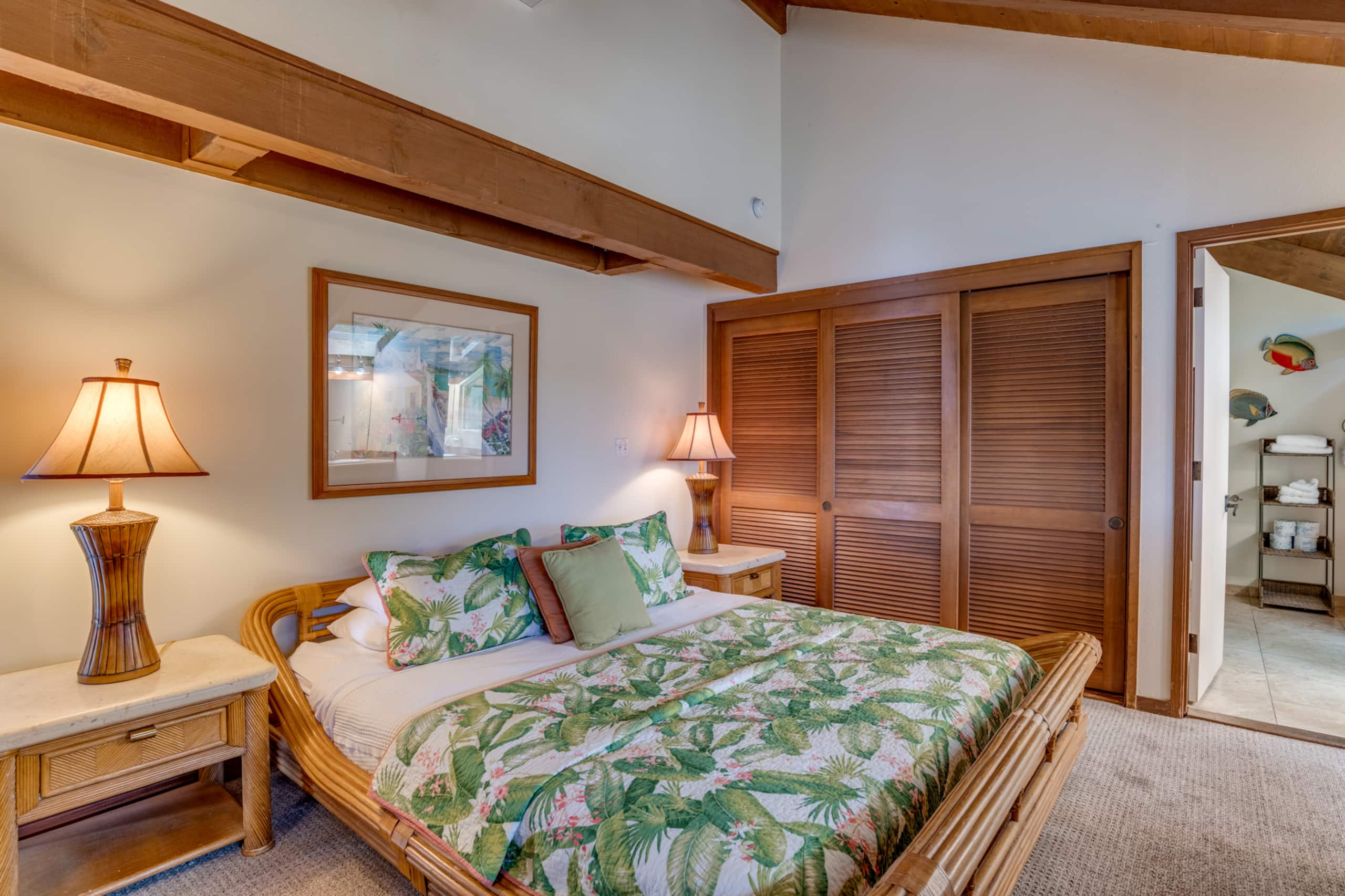 Condo in Lahaina · ★4.43 · 3 bedrooms · 4 beds · 2 shared baths - Image 11