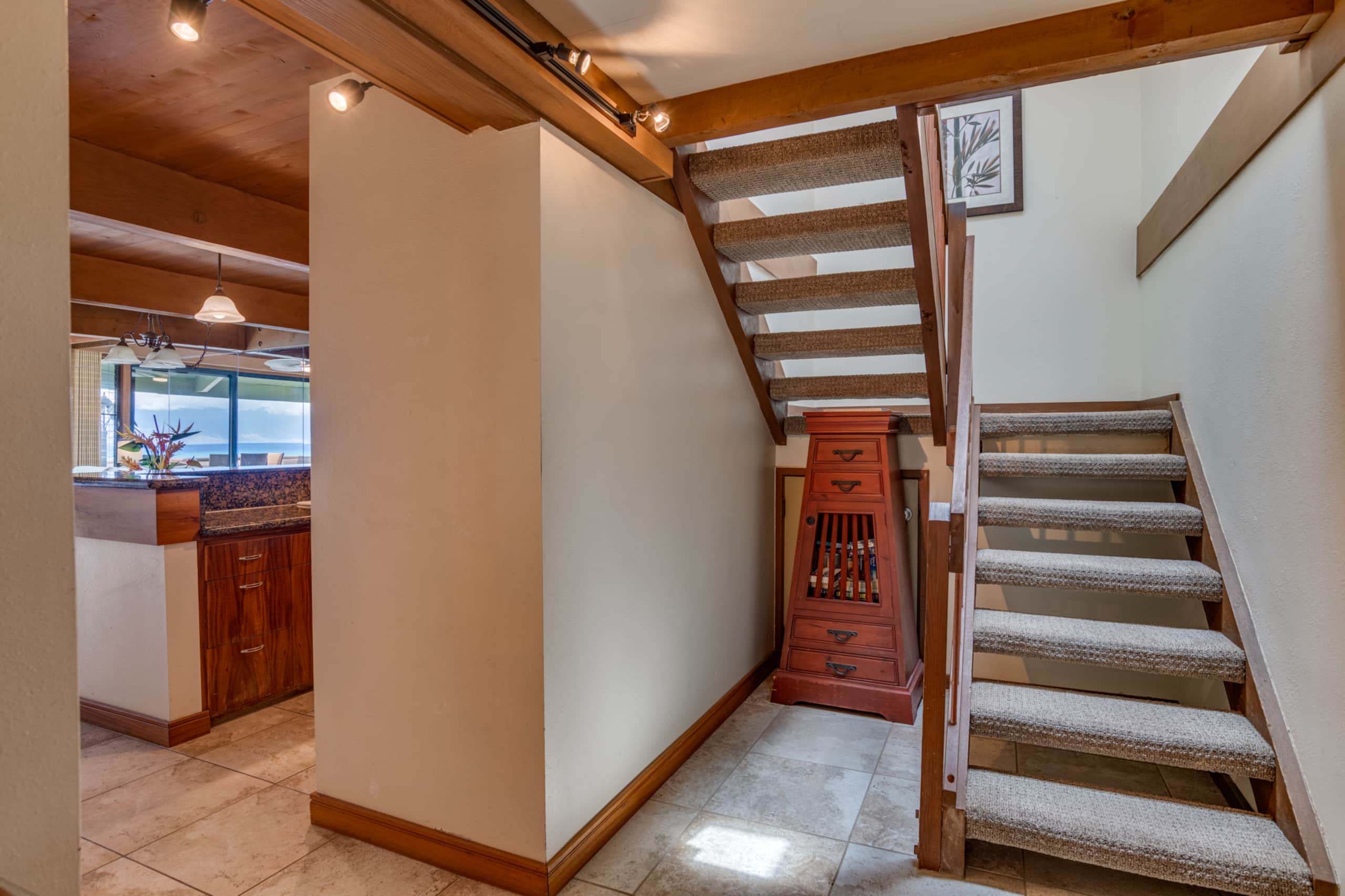 Condo in Lahaina · ★4.43 · 3 bedrooms · 4 beds · 2 shared baths - Image 25