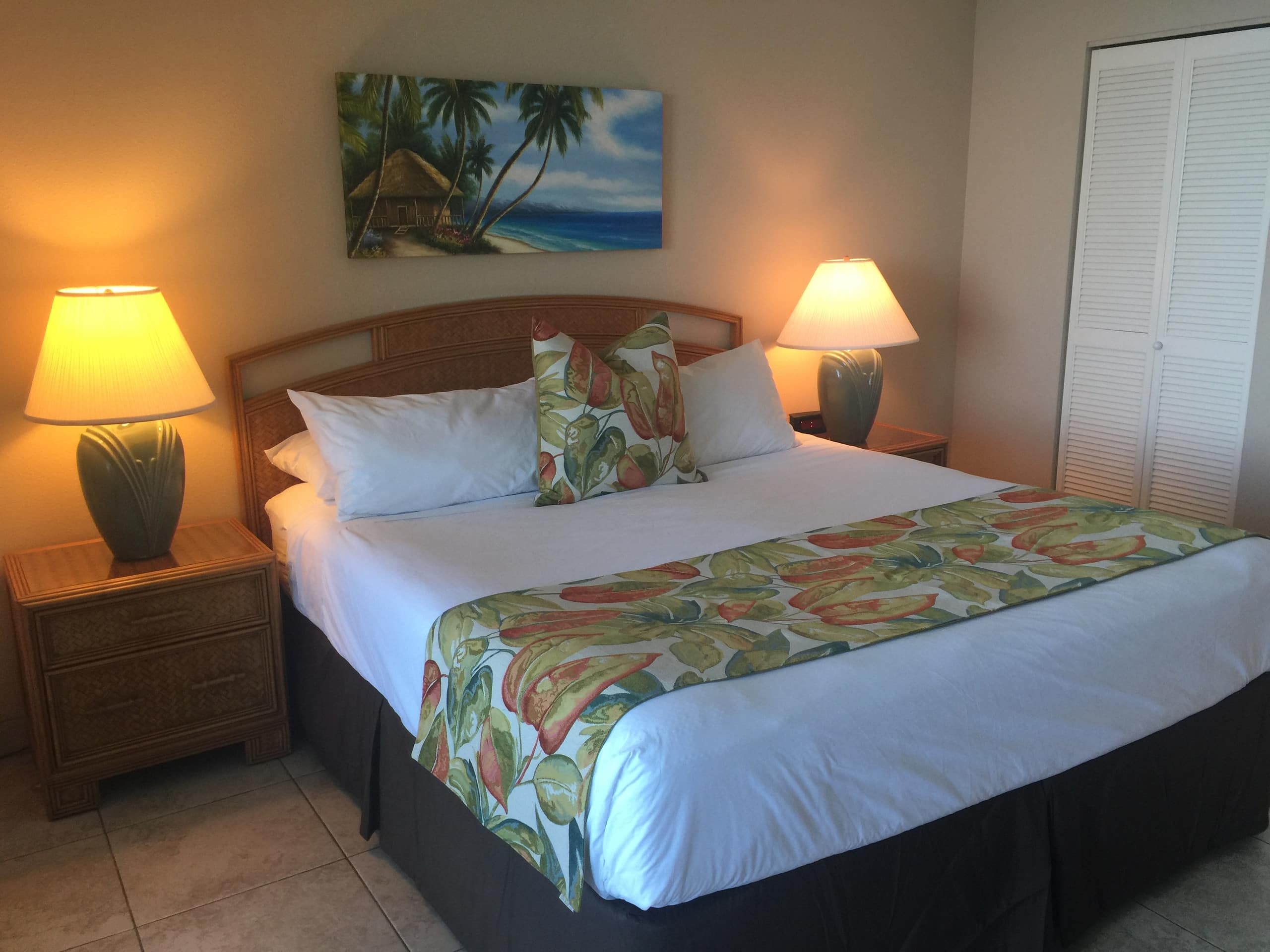 Condo in Lahaina · ★5.0 · 1 bedroom · 2 beds · 1 shared bath - Image 1