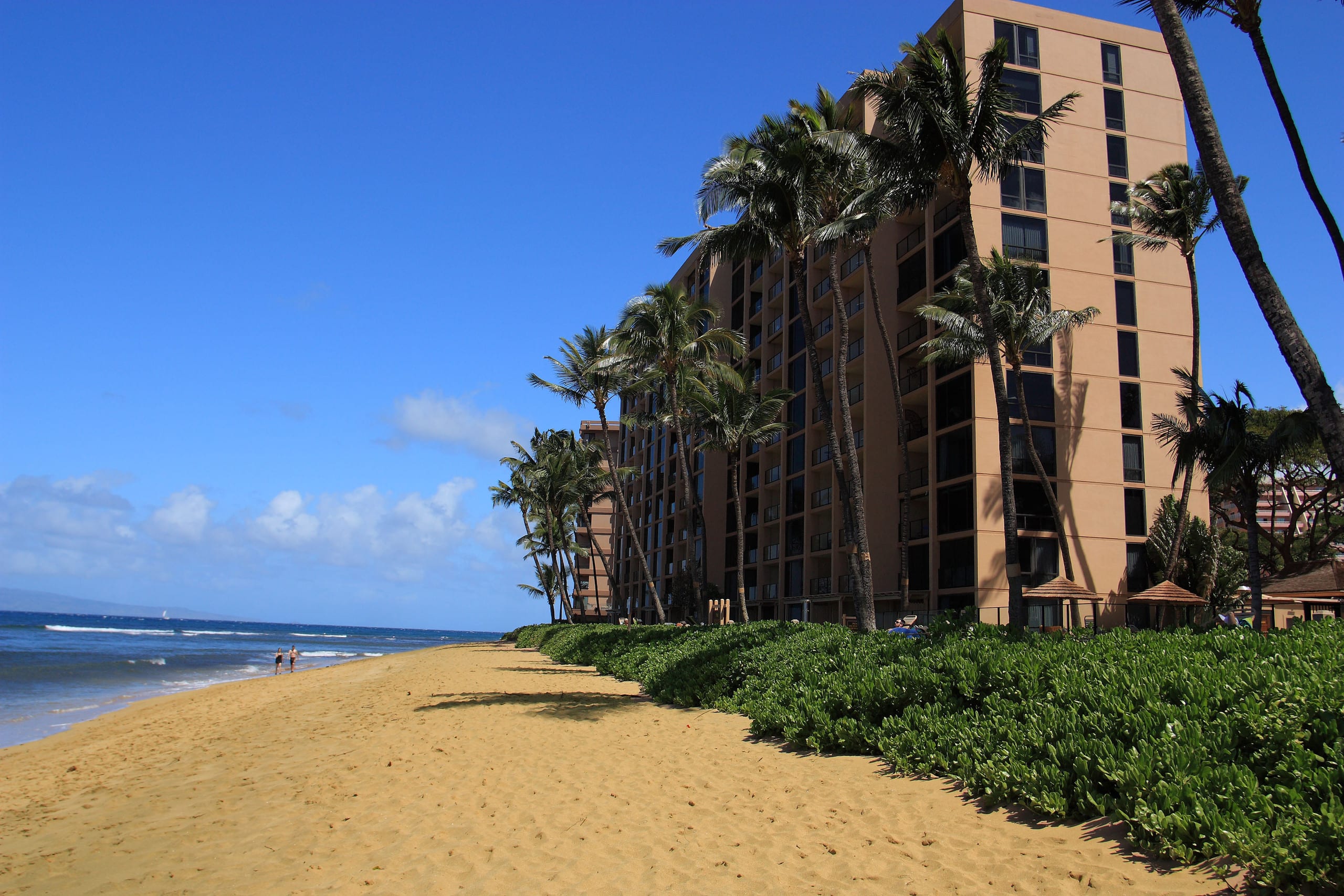 Condo in Lahaina · ★5.0 · 1 bedroom · 2 beds · 1 shared bath - Image 12
