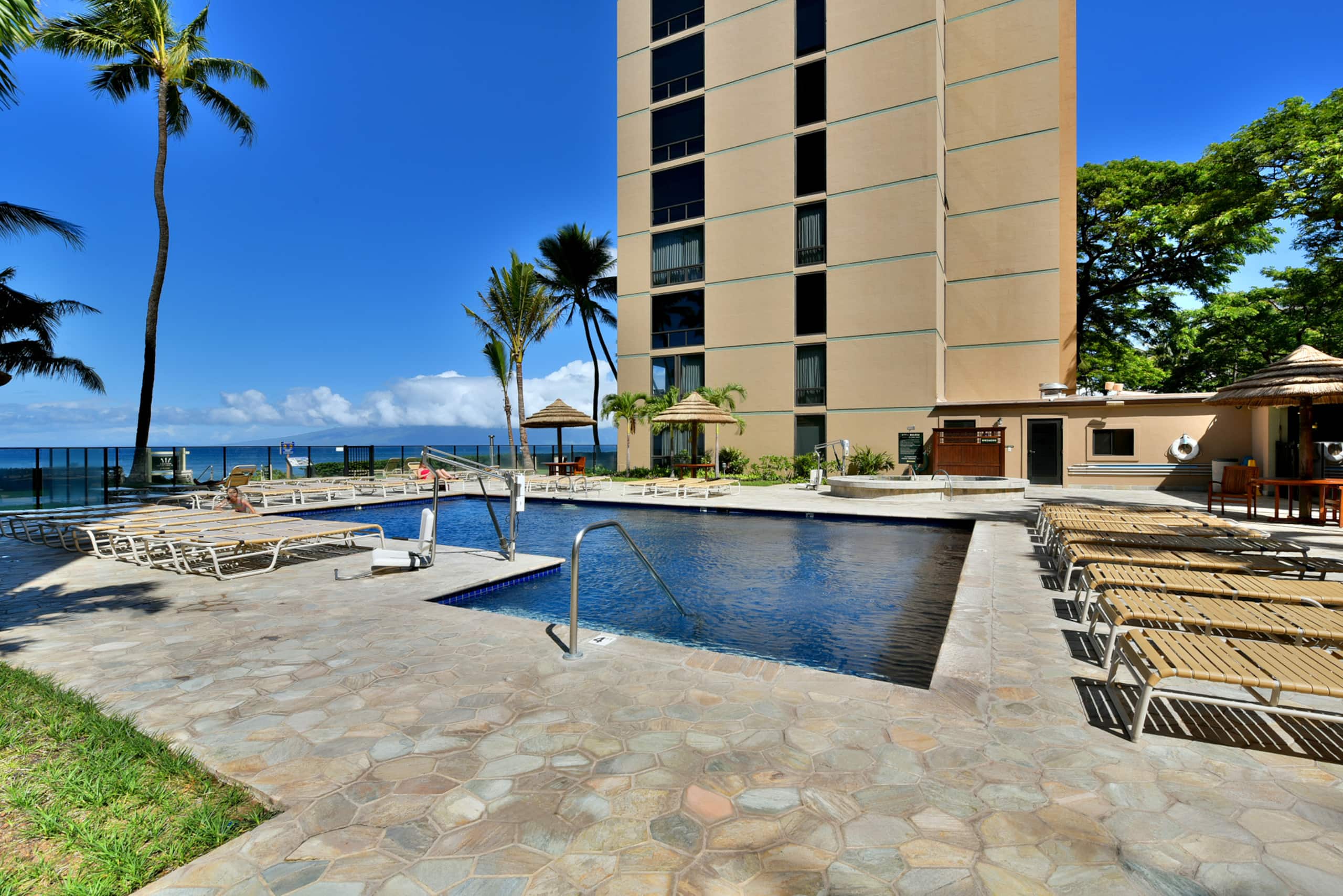 Condo in Lahaina · ★4.0 · Studio · 1 bed · 1 bath - Image 29