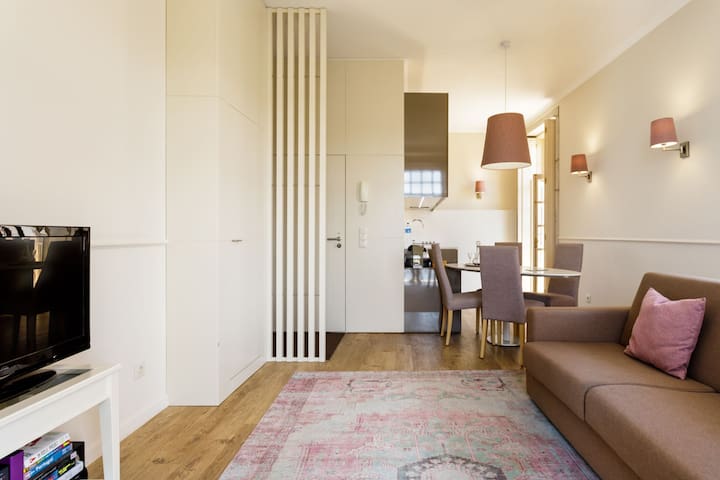 Oporto Home Boutique Apartments managed Airbnb listing 2