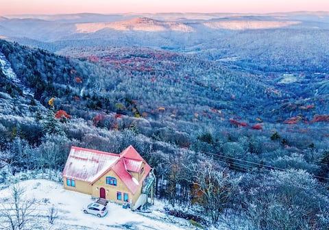 Gorgeous Chalet - Incredible Views - Hot Tub - Fir