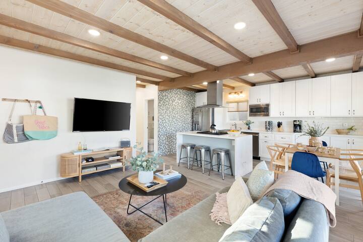 Mission Point Buyout | Two-Unit Beach Buyout gallery image 5