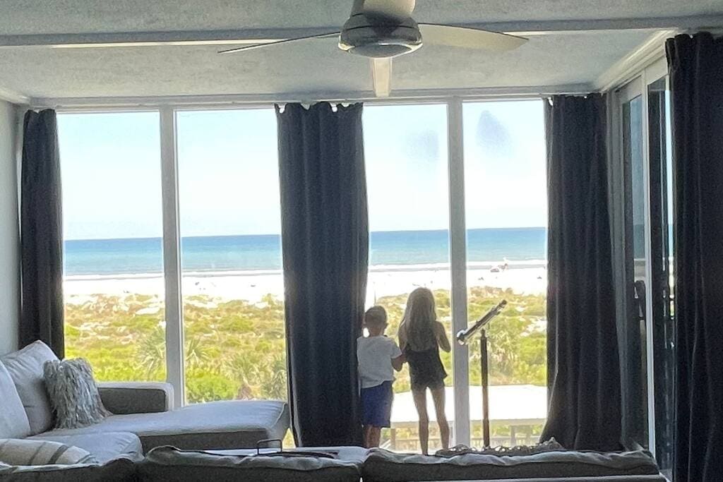 Top Airbnb: True Blue View Direct Oceanfront in Butler Beach