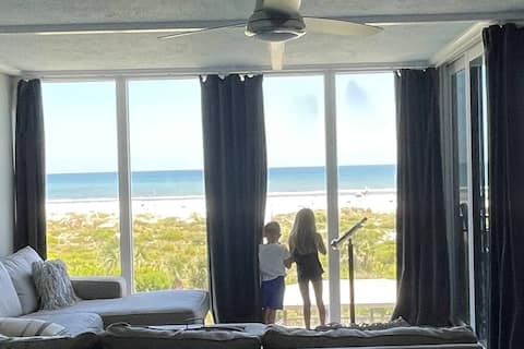 Top Airbnb: True Blue View Direct Oceanfront in Butler Beach