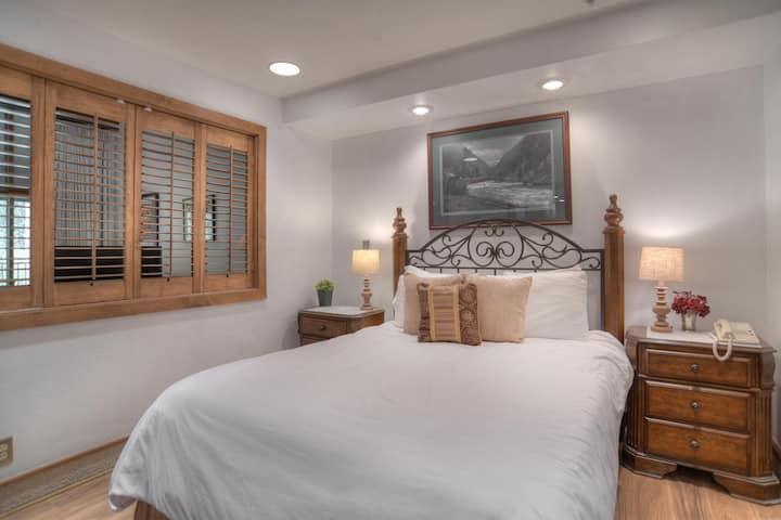 Მთავარი დონის დედოფლის საძინებელი