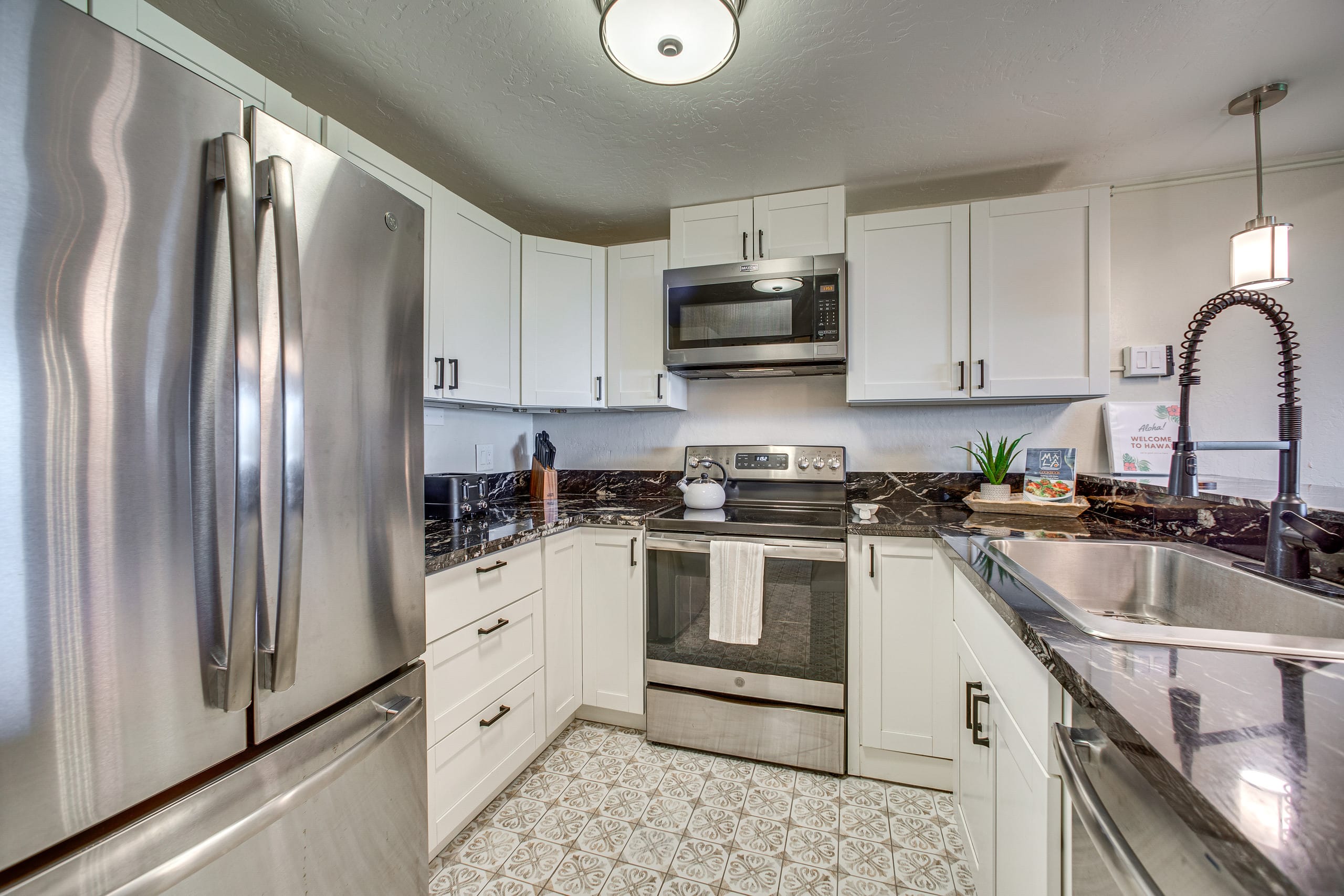 Chic Waikoloa Condo w/ Lanai + Complex Pools - Photo 10