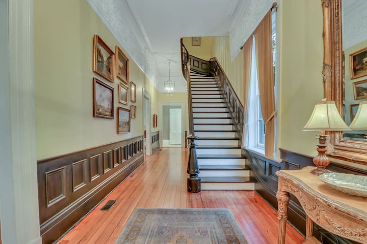 Lucky Savannah managed Airbnb listing 3