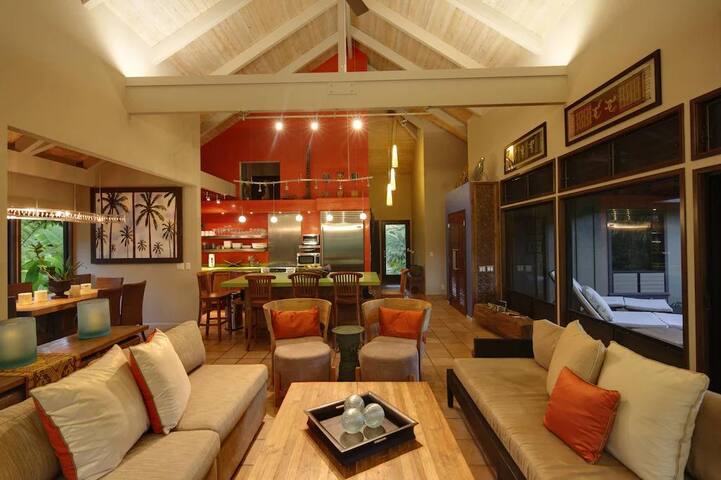 Gated botanical garden retreat with private lake gallery image 5