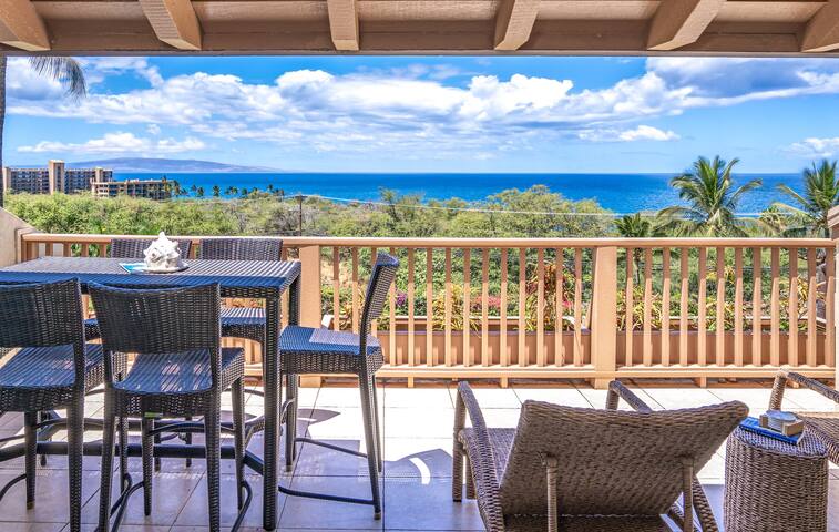 Remodeled Maui Condo: Pools, Hot Tub & Ocean Views gallery image 3