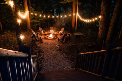 Summer BBQ+Hiking+Hot Tub+Lake Life