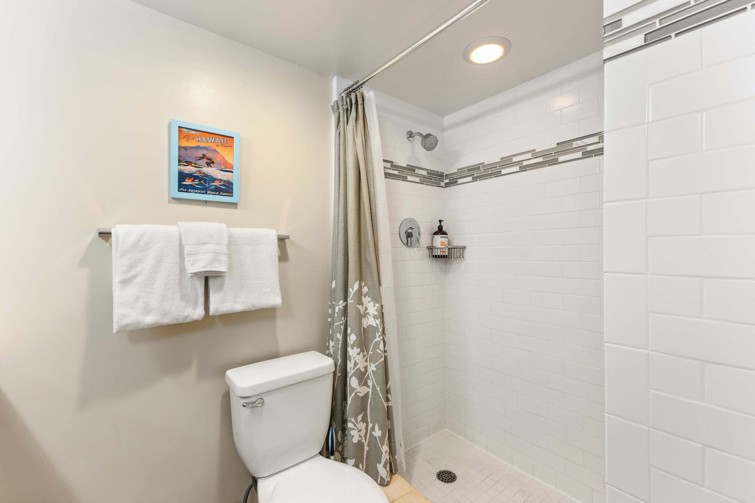 Stunning Ocean View | Free Parking - Image 13