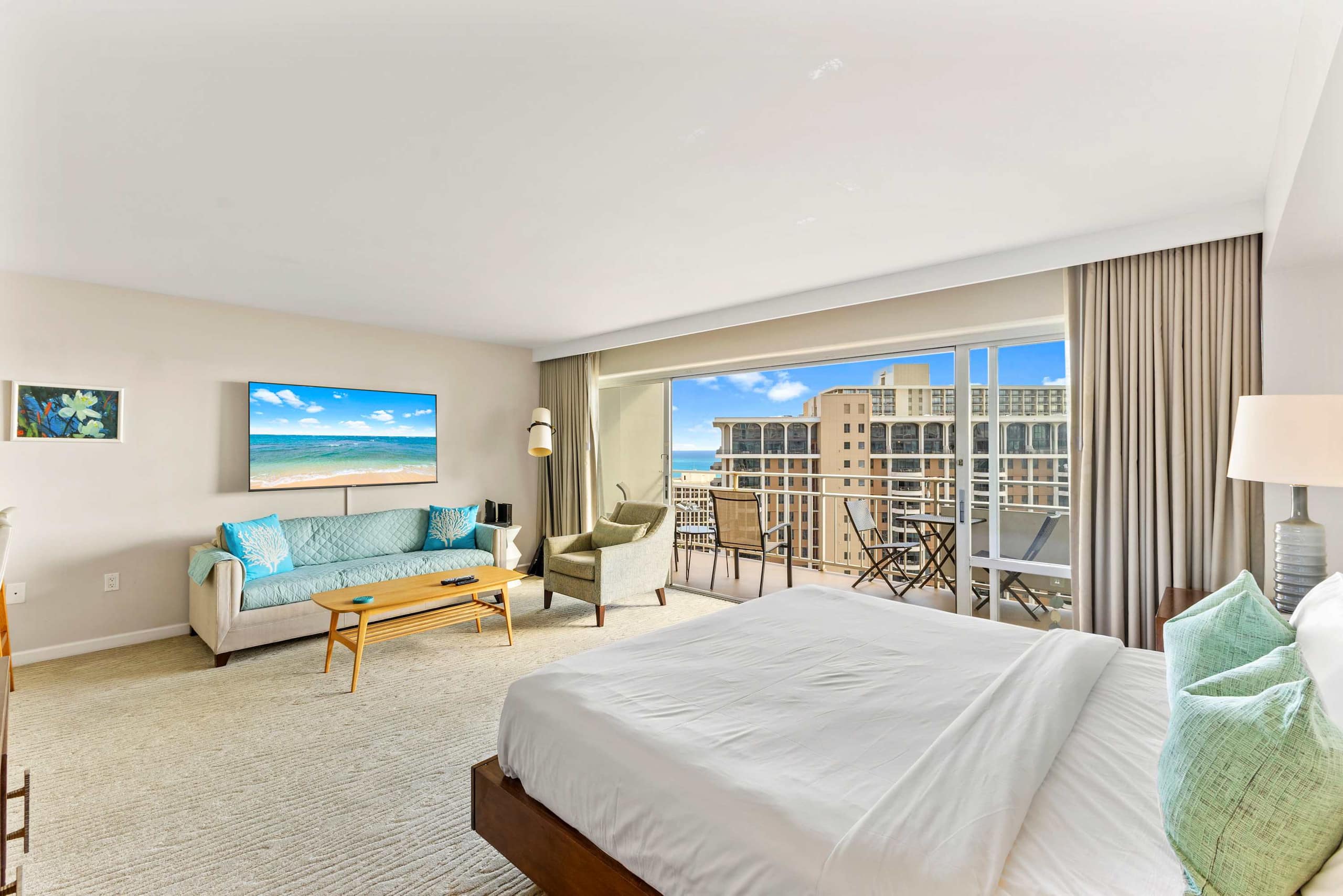 Stunning Ocean View | Free Parking - Image 9