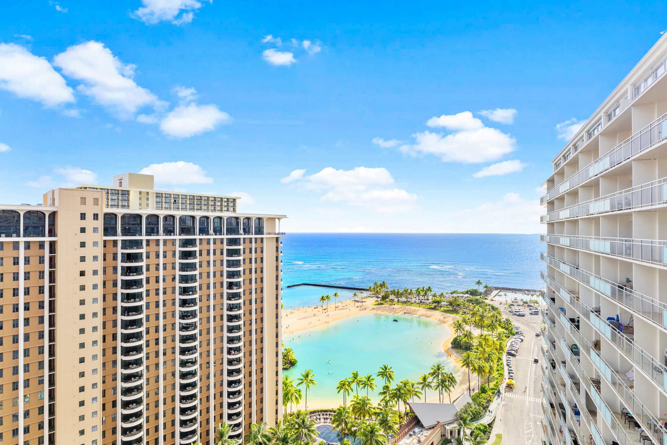 Stunning Ocean View | Free Parking - Image 33