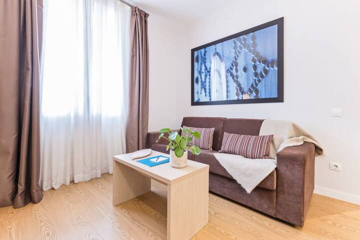 Sweett | Villarroel 311 gallery image 2