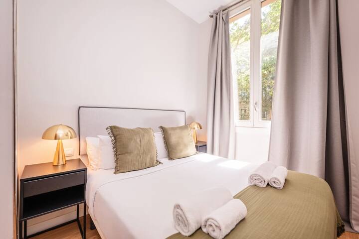 Sweett | Villarroel 142 gallery image 2