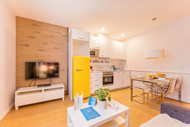 Sweett | Villarroel 332 gallery image 2