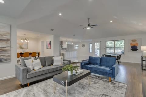 Gorgeous Haven Home with PRIVATE POOL