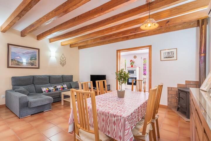 Cas Pobres gallery image 2