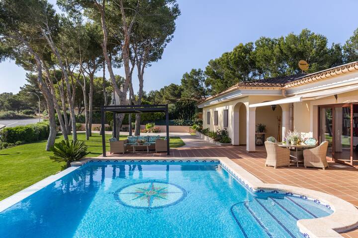 Luxurious villa Sol de Mallorca gallery image 2