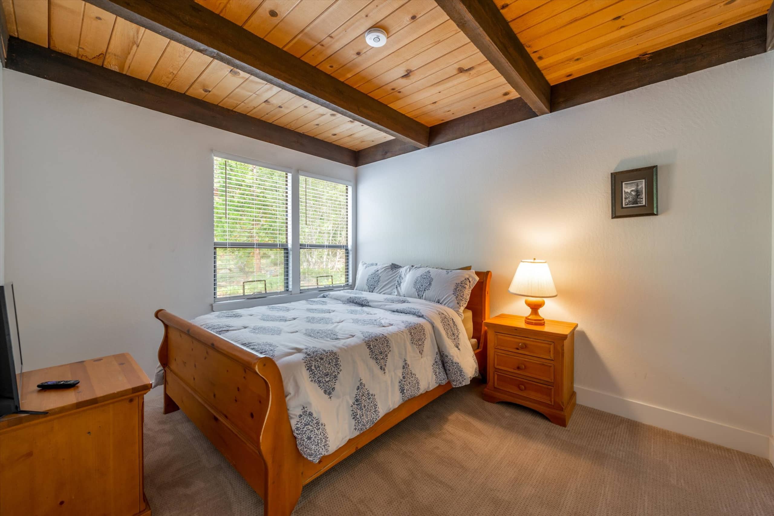 Bright Corner Condo Near Lake & Northstar - Photo 16
