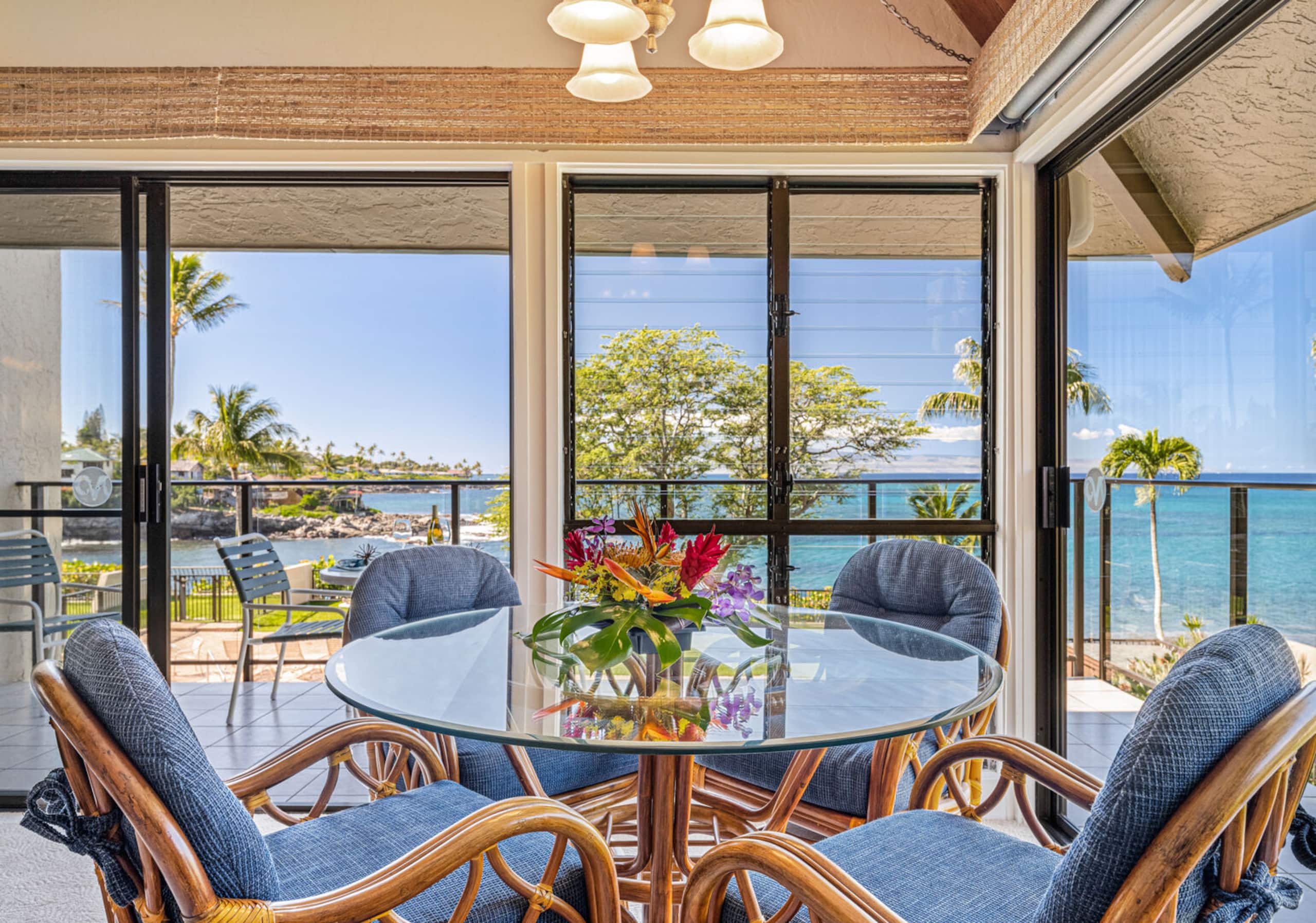 Condo in Lahaina · ★4.88 · 1 bedroom · 2 beds · 1 bath - Image 9